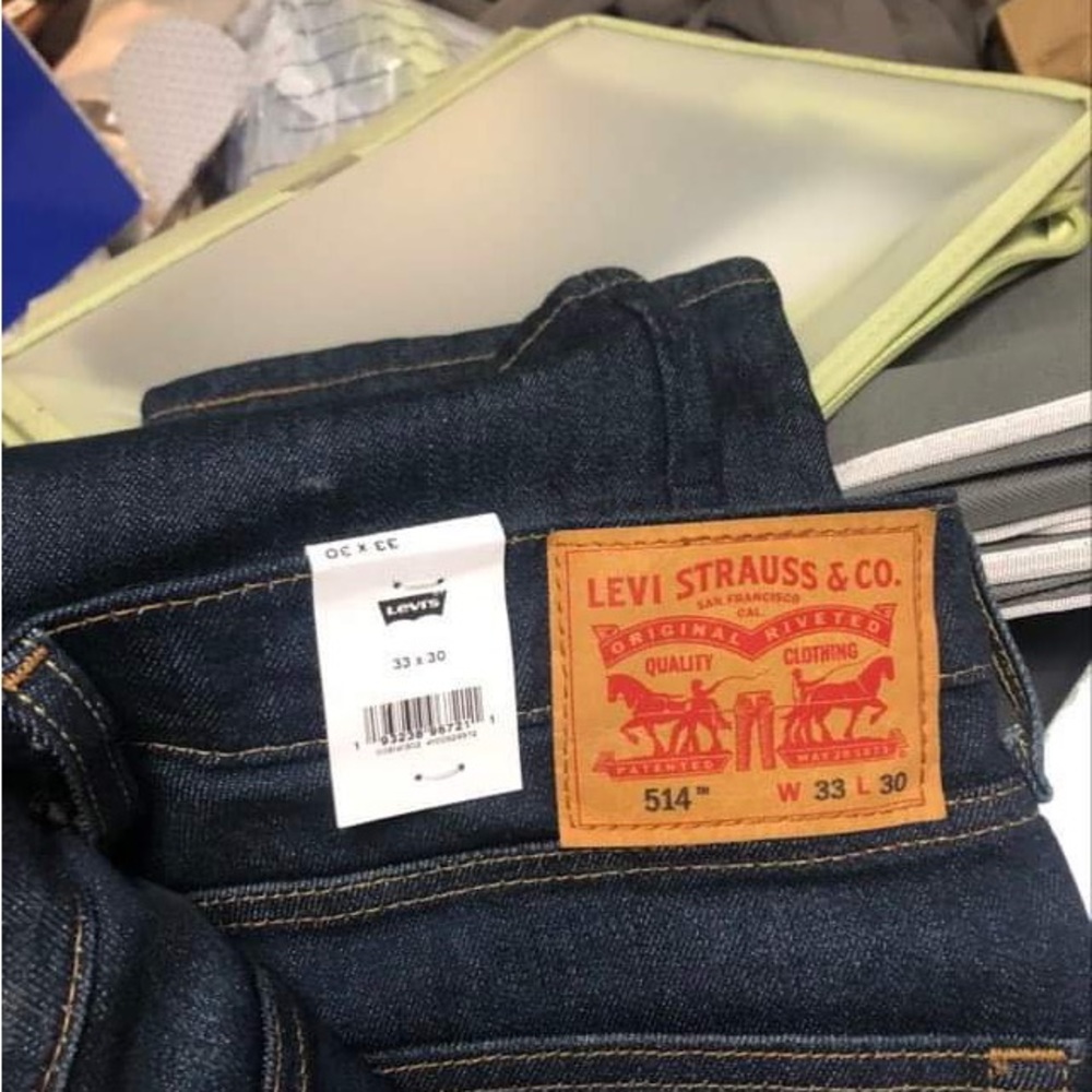 2 pairs Brand new men’s Levi’s 514 straight 33x30